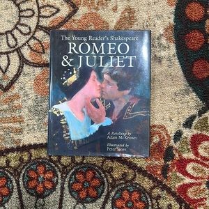 Romeo and Juliet Book Illustrated By Peter Fiore